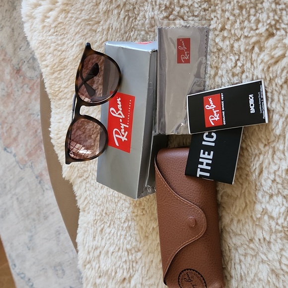 NWT IOB Ray Ban Erika Havana Tortoise Framed Women's Sunglasses 😎 - Picture 11 of 16